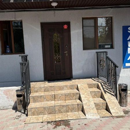Пана Hotel Almaty Exterior photo